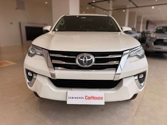 TOYOTA-HILUX SW4-2019