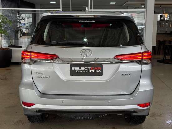 TOYOTA-HILUX SW4-2019