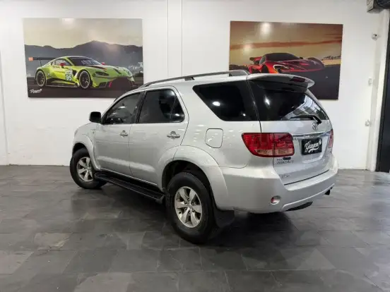 TOYOTA-HILUX SW4-2008