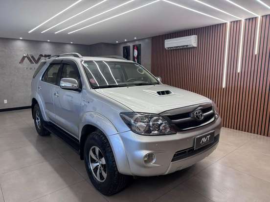 TOYOTA-HILUX SW4-3.0 SRV 4X4 16V TURBO INTERCOOLER DIESEL 4P AUTOMÁTICO TOYOTA-HILUX SW4-2008