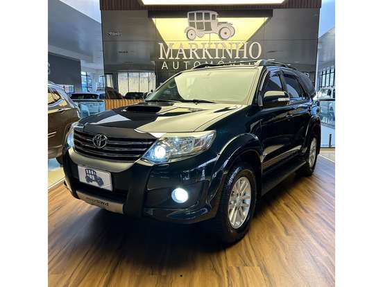 TOYOTA-HILUX SW4-3.0 SRV 4X4 7 LUGARES 16V TURBO INTERCOOLER DIESEL 4P AUTOMÁTICO TOYOTA-HILUX SW4-2012