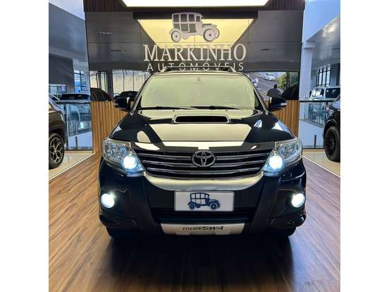 TOYOTA-HILUX SW4-3.0 SRV 4X4 7 LUGARES 16V TURBO INTERCOOLER DIESEL 4P AUTOMÁTICO TOYOTA-HILUX SW4-2012