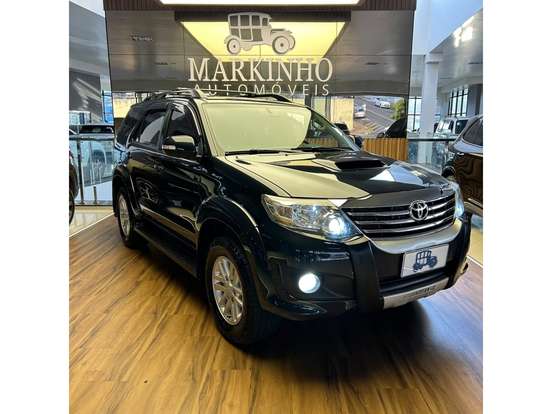 TOYOTA-HILUX SW4-3.0 SRV 4X4 7 LUGARES 16V TURBO INTERCOOLER DIESEL 4P AUTOMÁTICO TOYOTA-HILUX SW4-2012