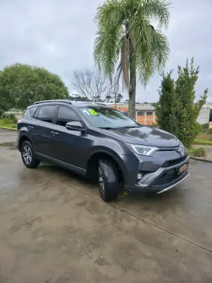 TOYOTA-RAV4-2018