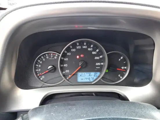 TOYOTA-RAV4-2018