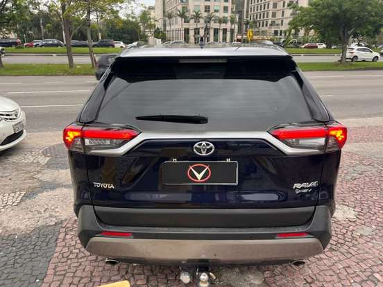 TOYOTA-RAV4-2025