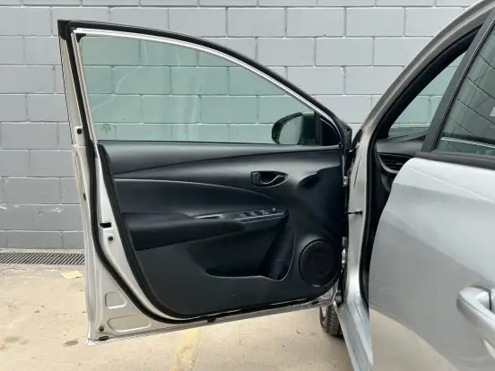 TOYOTA-YARIS-2025