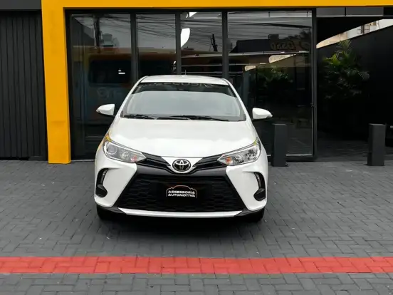 TOYOTA-YARIS-1.5 16V FLEX SEDAN XS MULTIDRIVE TOYOTA-YARIS-2023