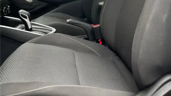 TOYOTA-YARIS-2023