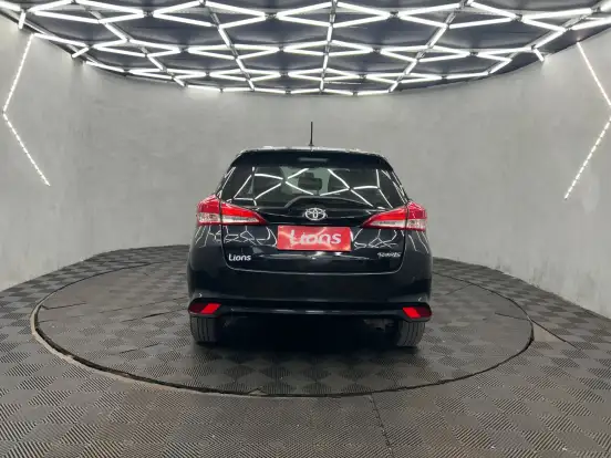 TOYOTA-YARIS-2025