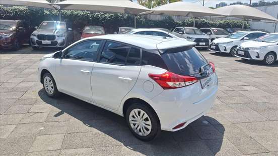 TOYOTA-YARIS-1.3 16V FLEX XL LIVE MULTIDRIVE TOYOTA-YARIS-2021