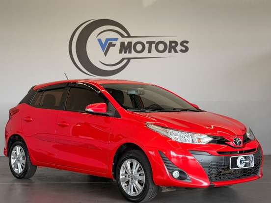 TOYOTA-YARIS-2018