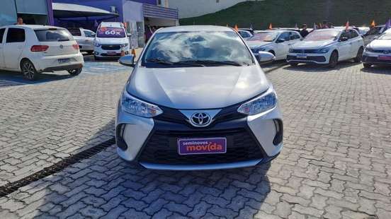TOYOTA-YARIS-2024
