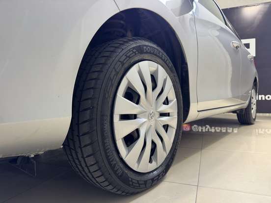 TOYOTA-YARIS-2024