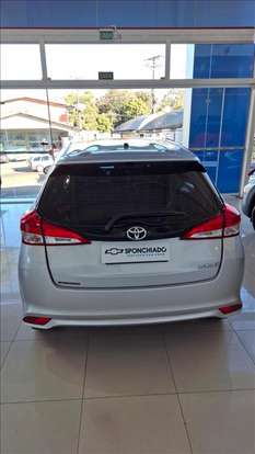 TOYOTA-YARIS-2024