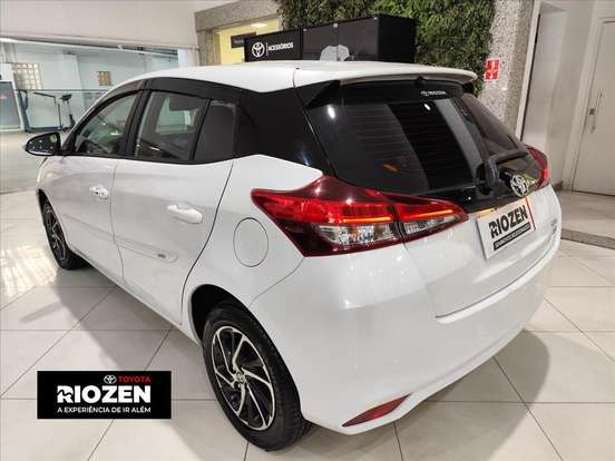 TOYOTA-YARIS-1.5 16V FLEX XLS CONNECT MULTIDRIVE TOYOTA-YARIS-2022