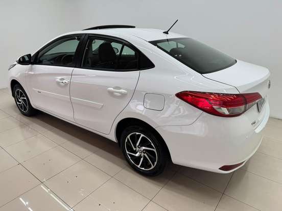 TOYOTA-YARIS-1.5 16V FLEX XLS MULTIDRIVE TOYOTA-YARIS-2023