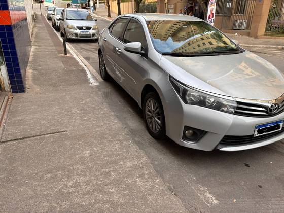 TOYOTA COROLLA 1.8 GLI 16V FLEX 4P AUTOMÁTICO
