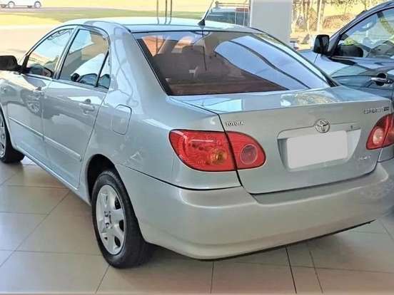 TOYOTA-COROLLA-1.8 SE-G 16V GASOLINA 4P AUTOMÁTICO TOYOTA-COROLLA-2003