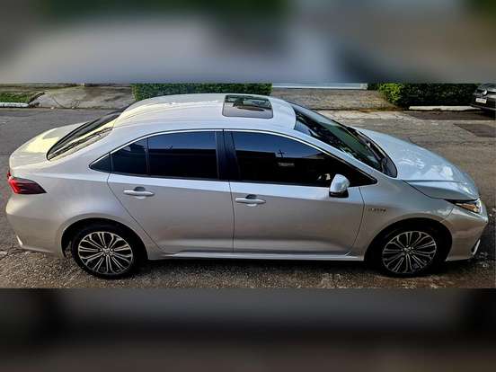 TOYOTA-COROLLA-2020