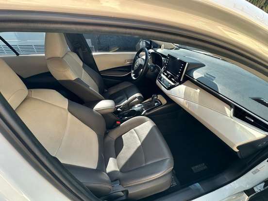 TOYOTA-COROLLA-2020