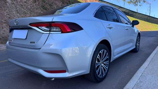 TOYOTA-COROLLA-2019