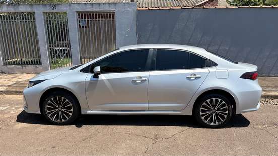 TOYOTA-COROLLA-2023