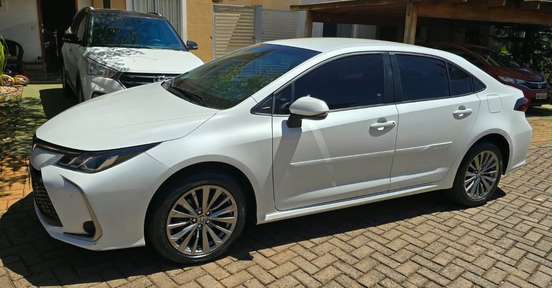 TOYOTA-COROLLA-2023