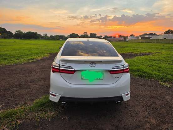 TOYOTA-COROLLA-2019