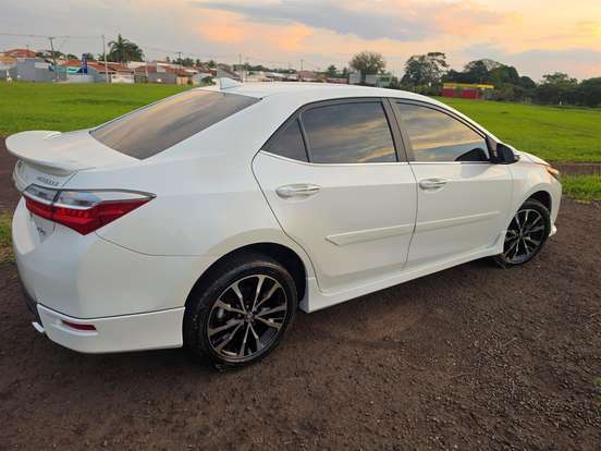 TOYOTA-COROLLA-2019