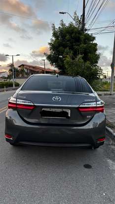 TOYOTA-COROLLA-2018