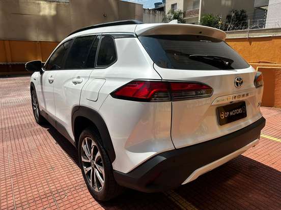 TOYOTA-COROLLA CROSS-2022