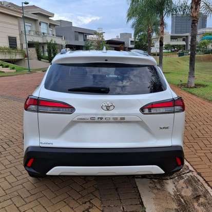 TOYOTA-COROLLA CROSS-2023