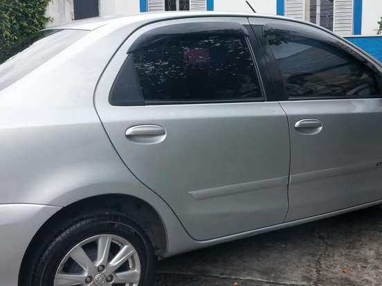 TOYOTA-ETIOS-1.5 X PLUS SEDAN 16V FLEX 4P AUTOMÁTICO TOYOTA-ETIOS-2019