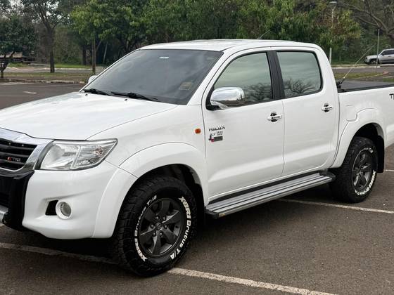 TOYOTA HILUX 2.7 SR 4X2 CD 16V FLEX 4P AUTOMÁTICO