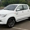 TOYOTA HILUX 2.7 SR 4X2 CD 16V FLEX 4P AUTOMÁTICO TOYOTA HILUX 2.7 SR 4X2 CD 16V FLEX 4P AUTOMÁTICO