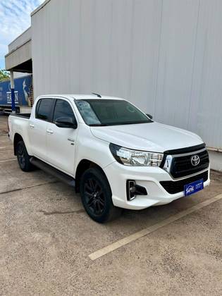TOYOTA HILUX 2.7 SR 4X2 CD 16V FLEX 4P AUTOMÁTICO