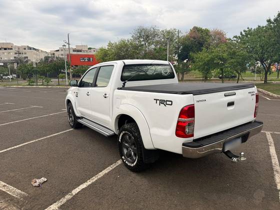 TOYOTA HILUX 2.7 SR 4X2 CD 16V FLEX 4P AUTOMÁTICO