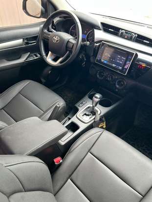 TOYOTA-HILUX-2018