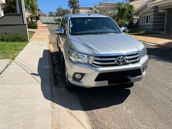 TOYOTA-HILUX-2.7 SRV 4X2 CD 16V FLEX 4P AUTOMÁTICO TOYOTA-HILUX-2017