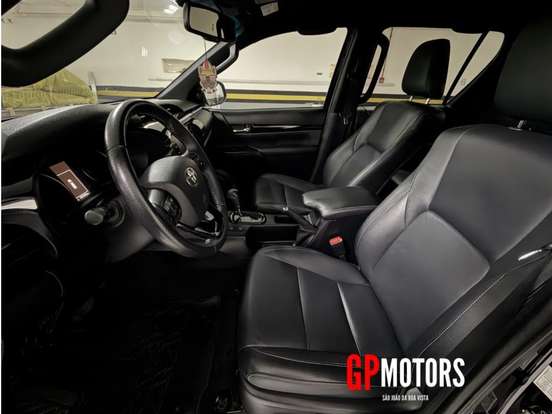 TOYOTA-HILUX-2.7 SRV 4X4 CD 16V FLEX 4P AUTOMÁTICO TOYOTA-HILUX-2019