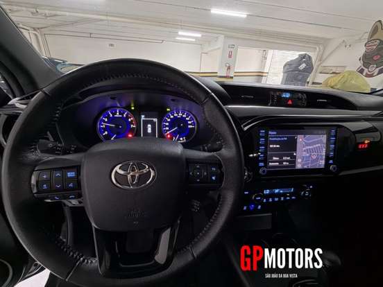 TOYOTA-HILUX-2.7 SRV 4X4 CD 16V FLEX 4P AUTOMÁTICO TOYOTA-HILUX-2019