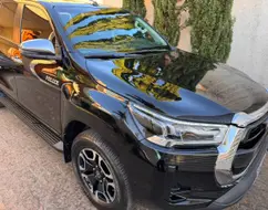 TOYOTA HILUX 2.8 D-4D TURBO DIESEL CD SRX LIMITED 4X4 AUTOMÁTICO TOYOTA HILUX 2.8 D-4D TURBO DIESEL CD SRX LIMITED 4X4 AUTOMÁTICO