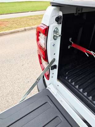 TOYOTA-HILUX-2024