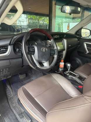 TOYOTA-HILUX SW4-2.7 SR 7 LUGARES 4X2 16V FLEX 4P AUTOMÁTICO TOYOTA-HILUX SW4-2017