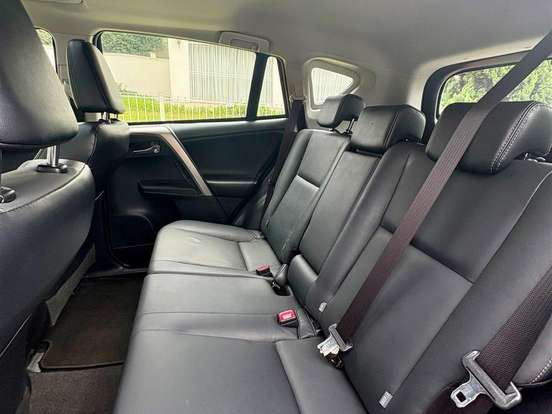 TOYOTA-RAV4-2.5 4X4 16V GASOLINA 4P AUTOMÁTICO TOYOTA-RAV4-2015