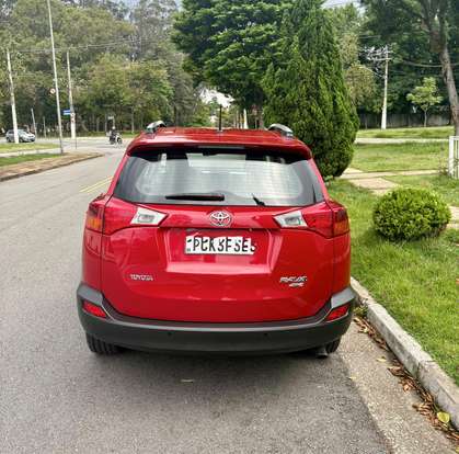 TOYOTA-RAV4-2015