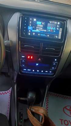 TOYOTA-YARIS-2024