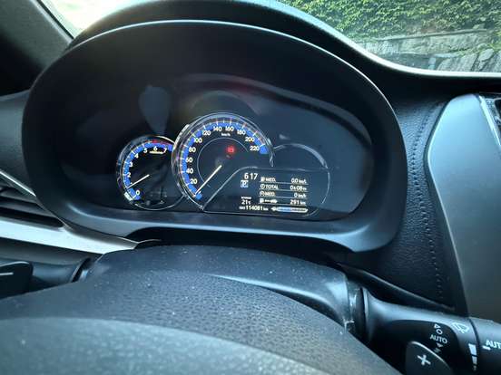 TOYOTA-YARIS-2021