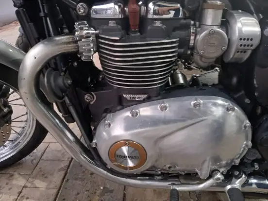 TRIUMPH-BONNEVILLE T120 1200-2017